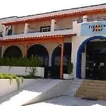 Tigaki Beach Hotel Отель