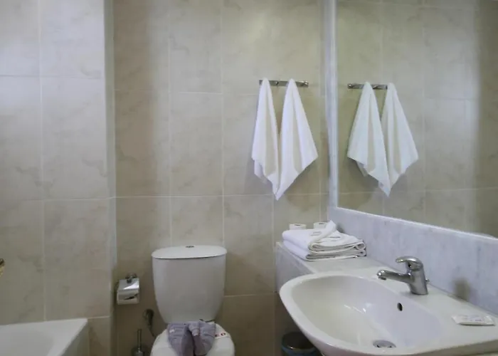 Tigaki Beach Hotel Otel 4*