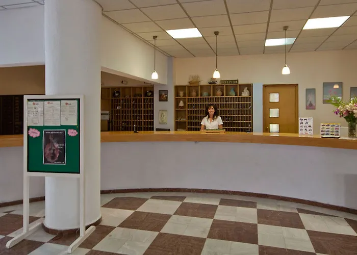 Tigaki Beach Hotel Otel Tigaki