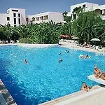 Tigaki Beach Hotel Hotel