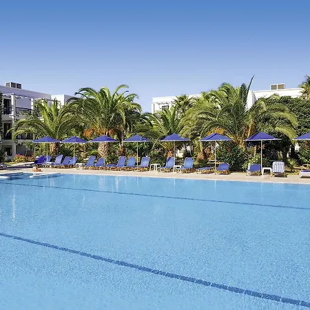Tigaki Beach Hotel 4*