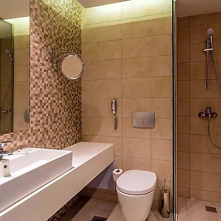 Tigaki Beach Hotel Тигаки