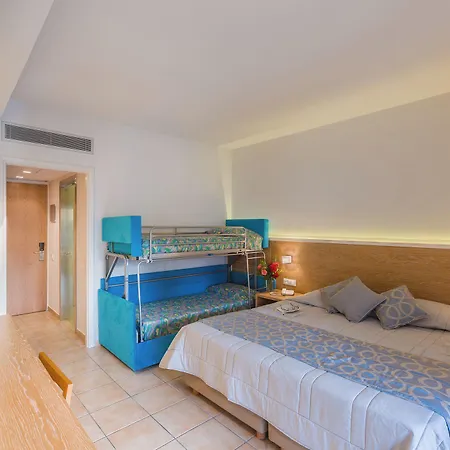 Tigaki Beach Hotel מלון Tigaki
