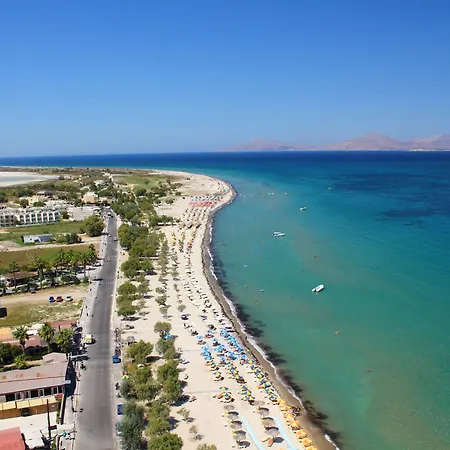Tigaki Beach Hotel فندق